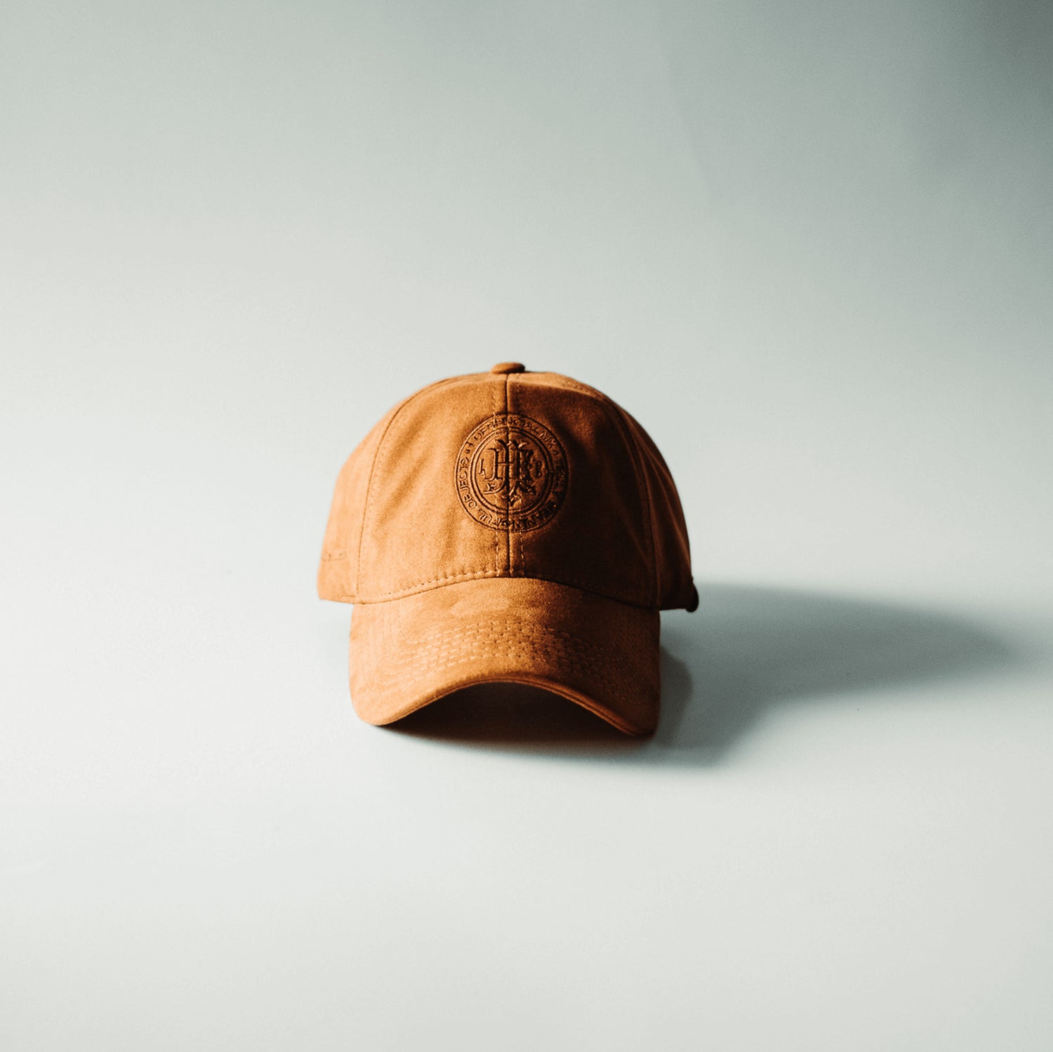 Essential Caps - Lo Esencial x Kiblo.