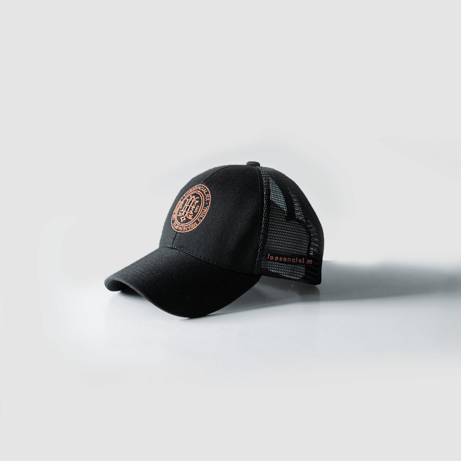 Essential Caps - Lo Esencial x Kiblo.