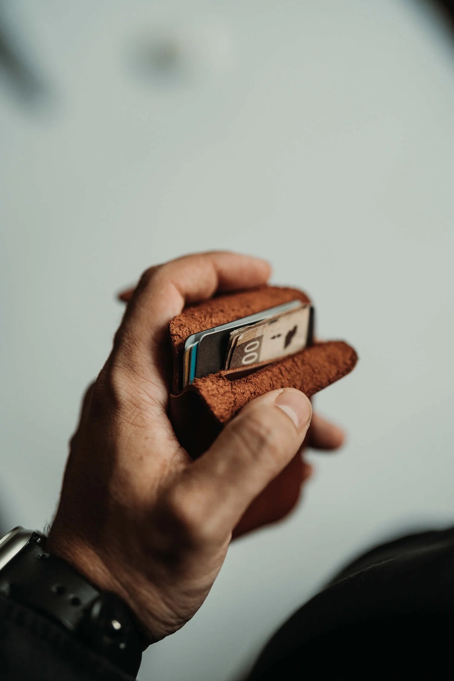 Assembly Cardholder