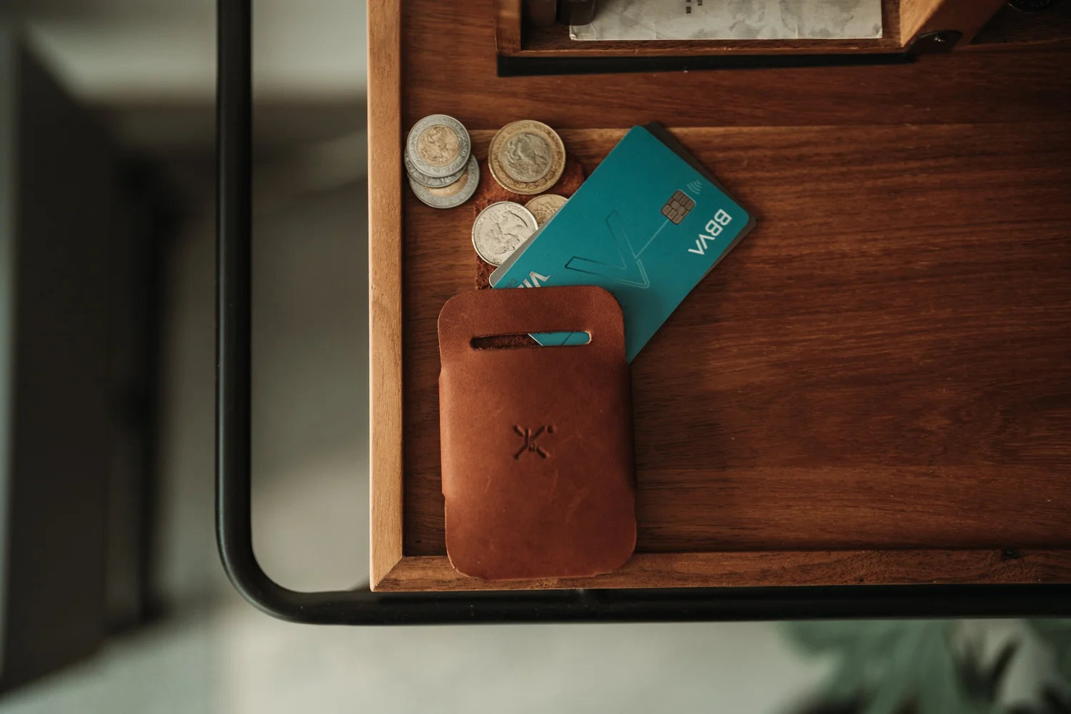 Assembly Cardholder