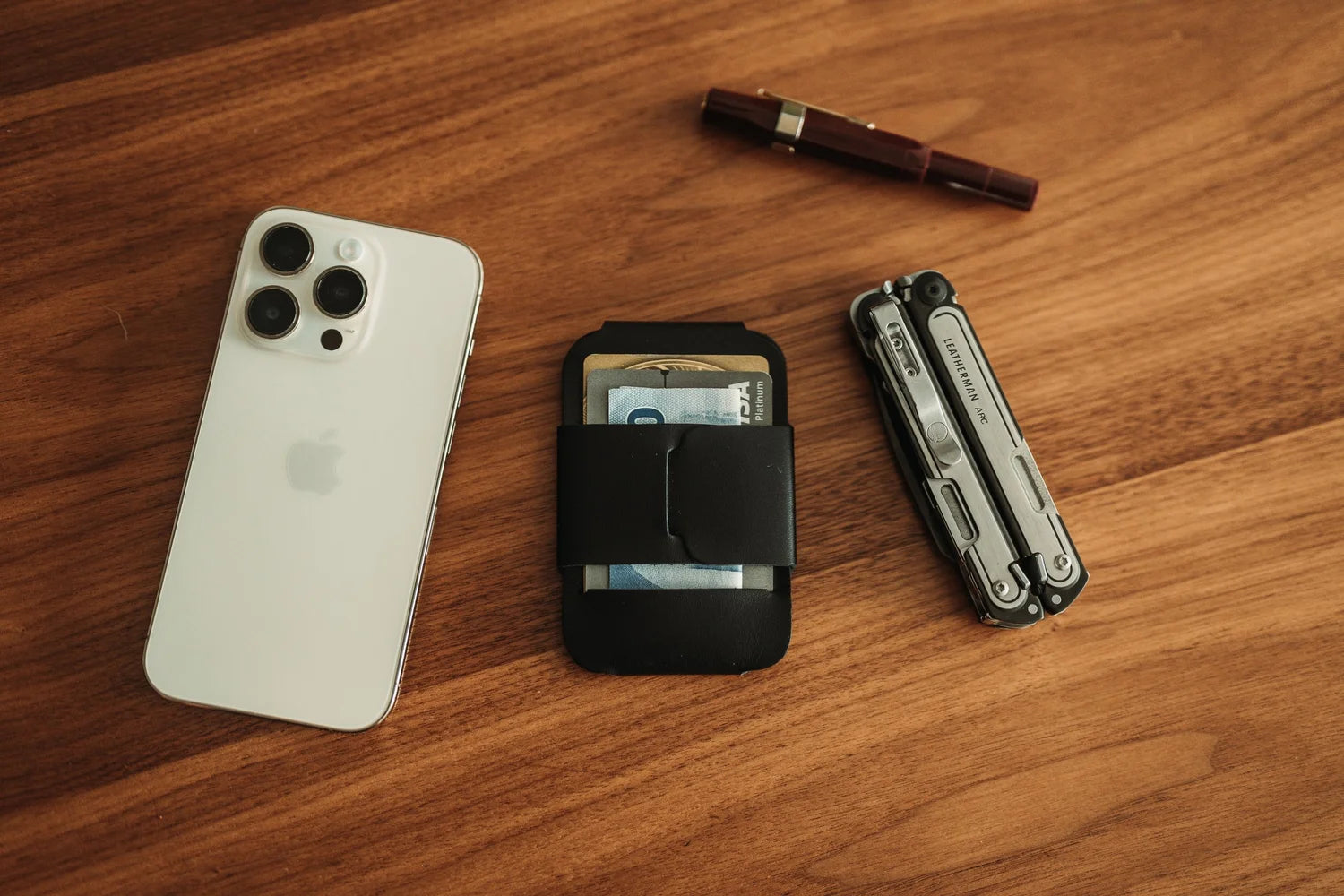 Assembly Cardholder