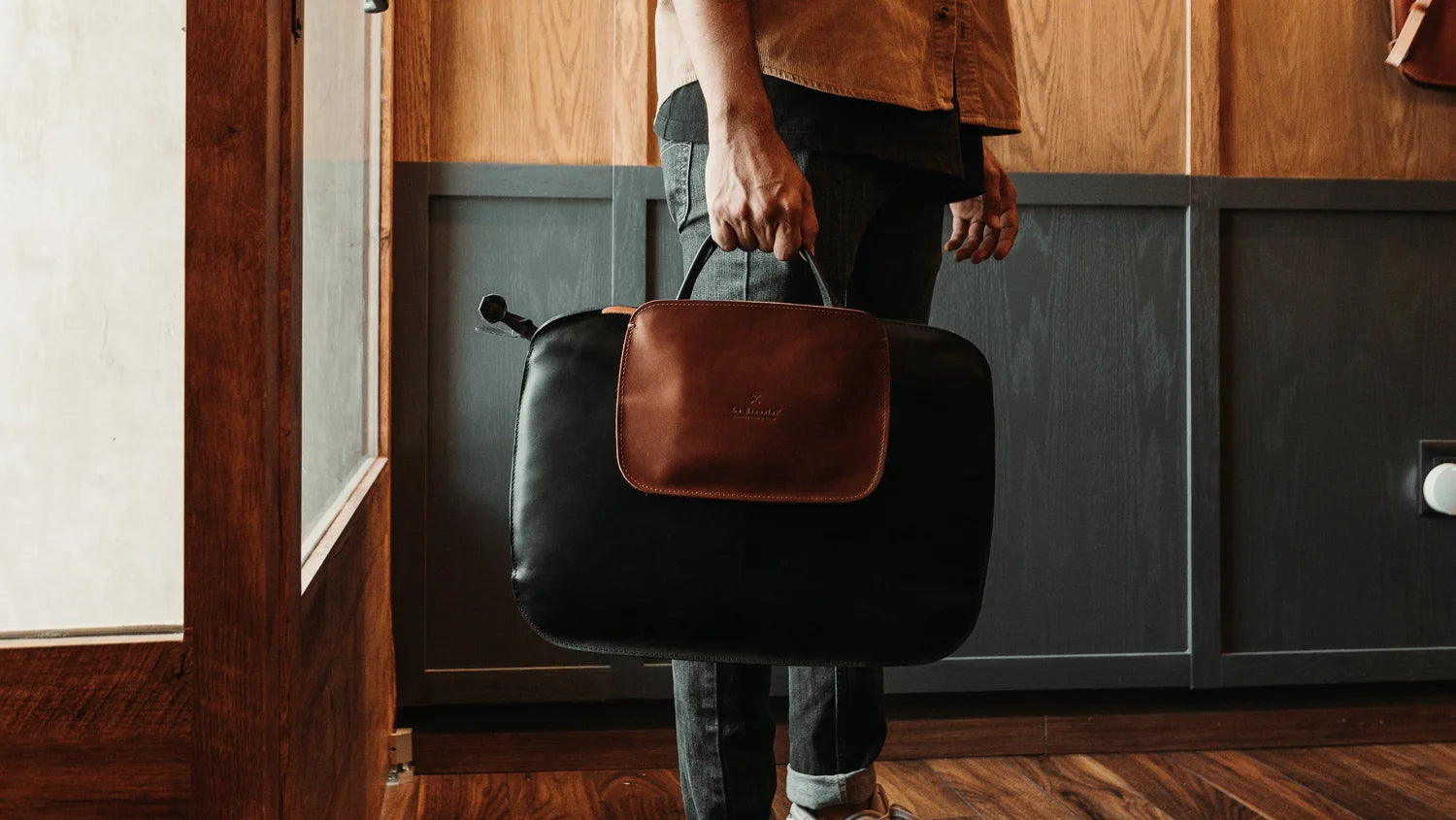 CASE® Folio