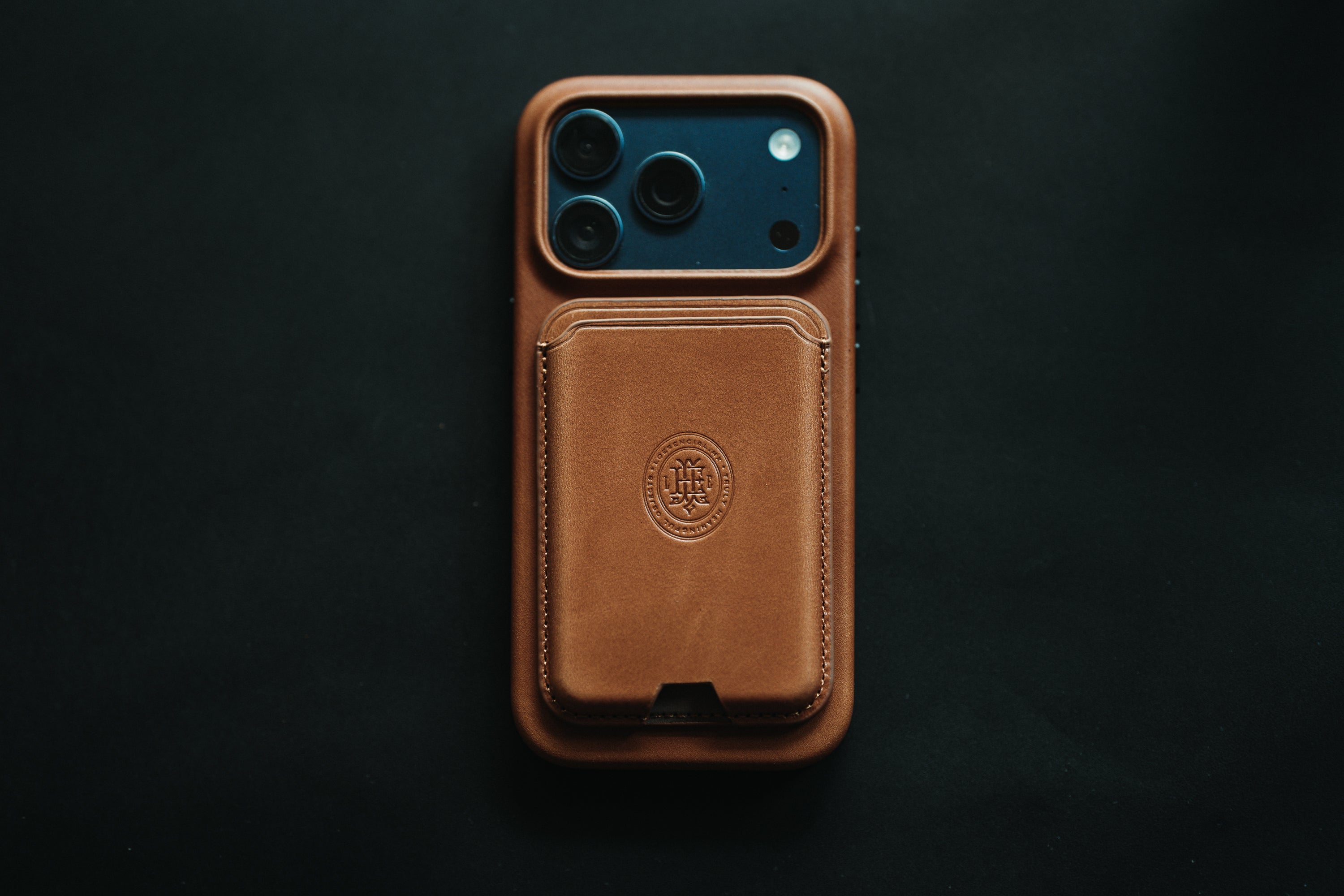 MagSafe Leather Case (iPhone)