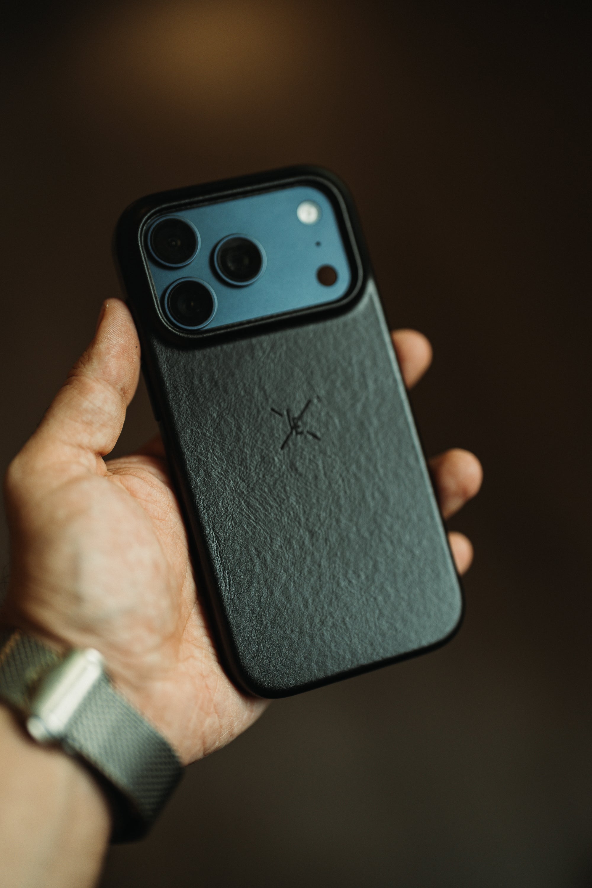 MagSafe Leather Case (iPhone)