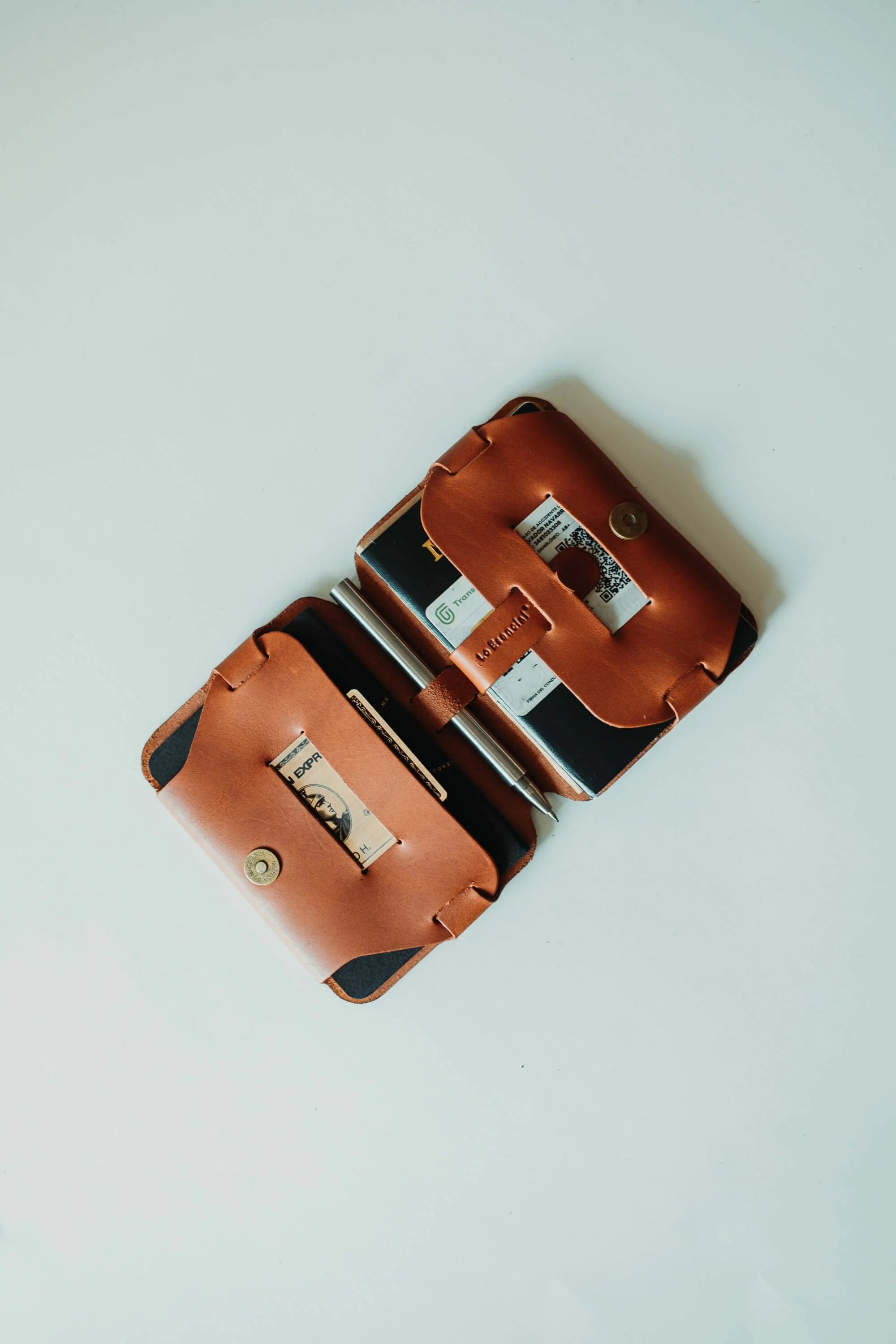 Passport Wallet+