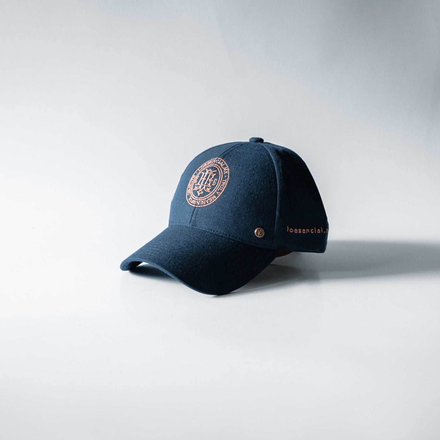 Essential Caps - Lo Esencial x Kiblo.
