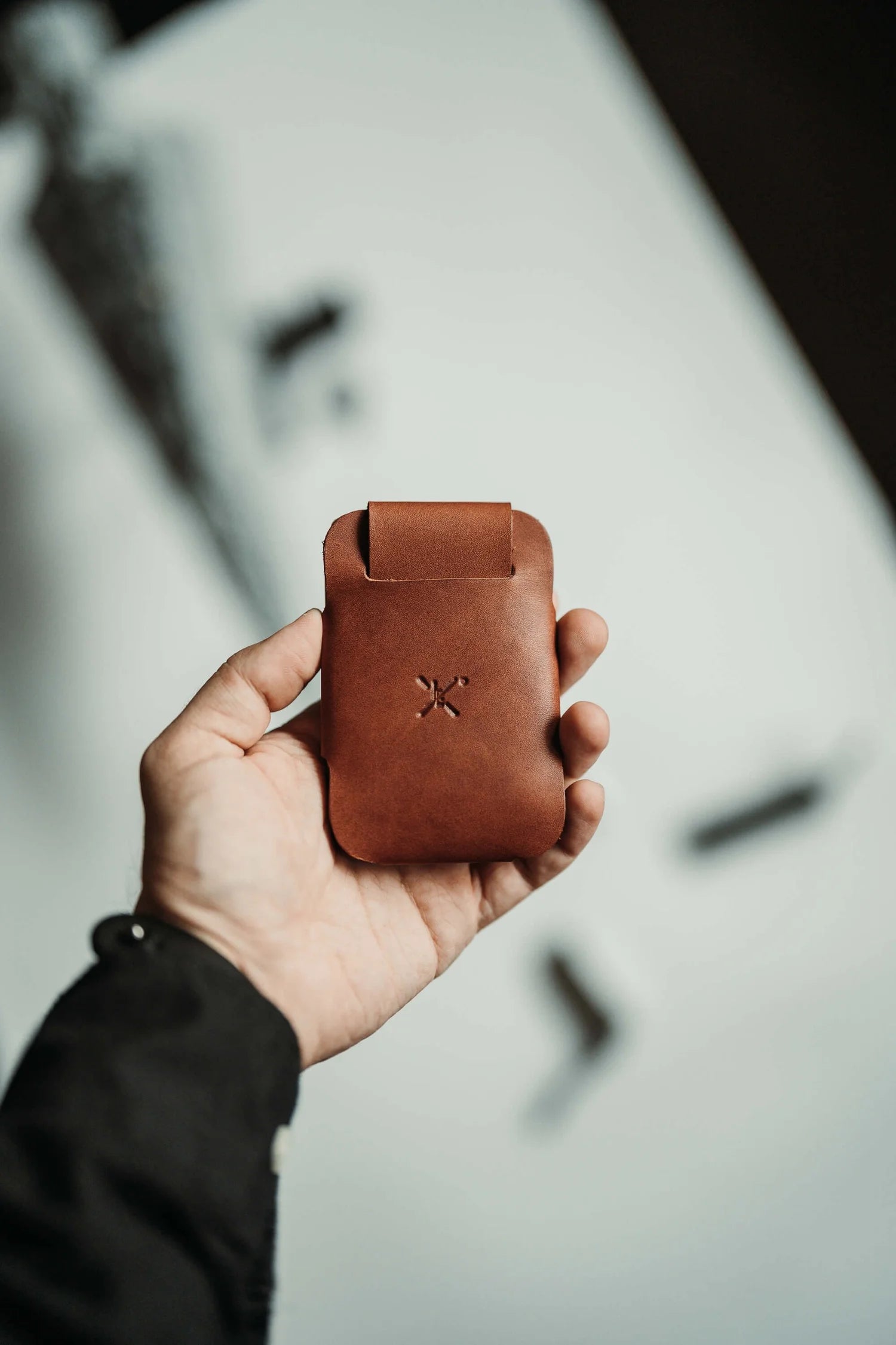 Assembly Cardholder