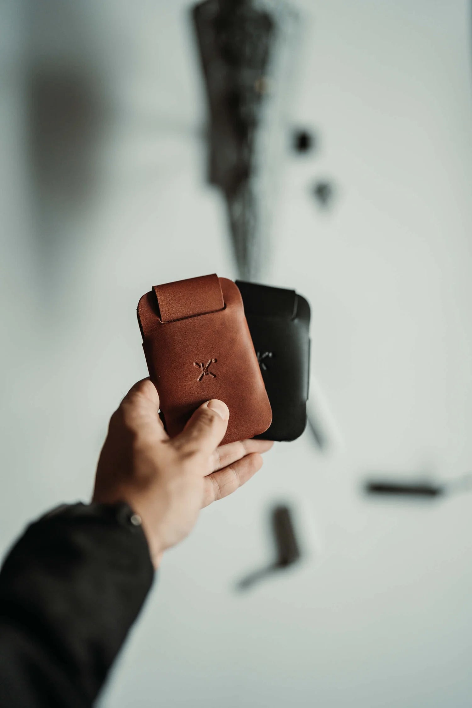 Assembly Cardholder