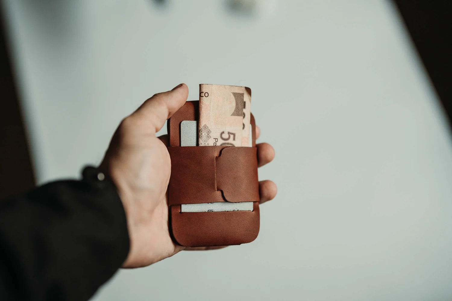 Assembly Cardholder