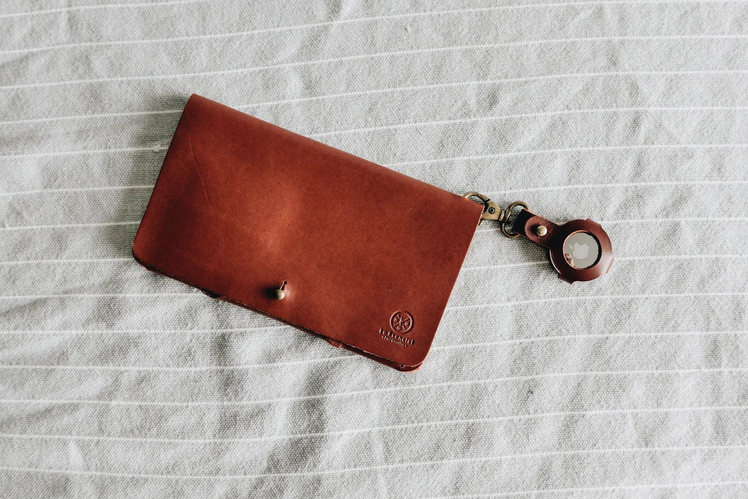 AirTag Hanger