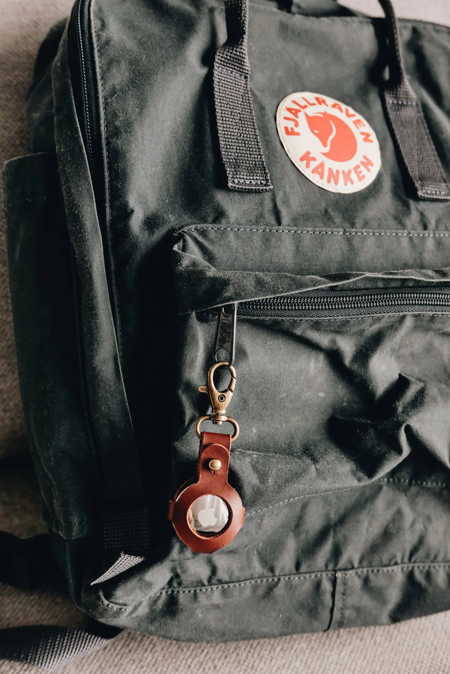 AirTag Hanger