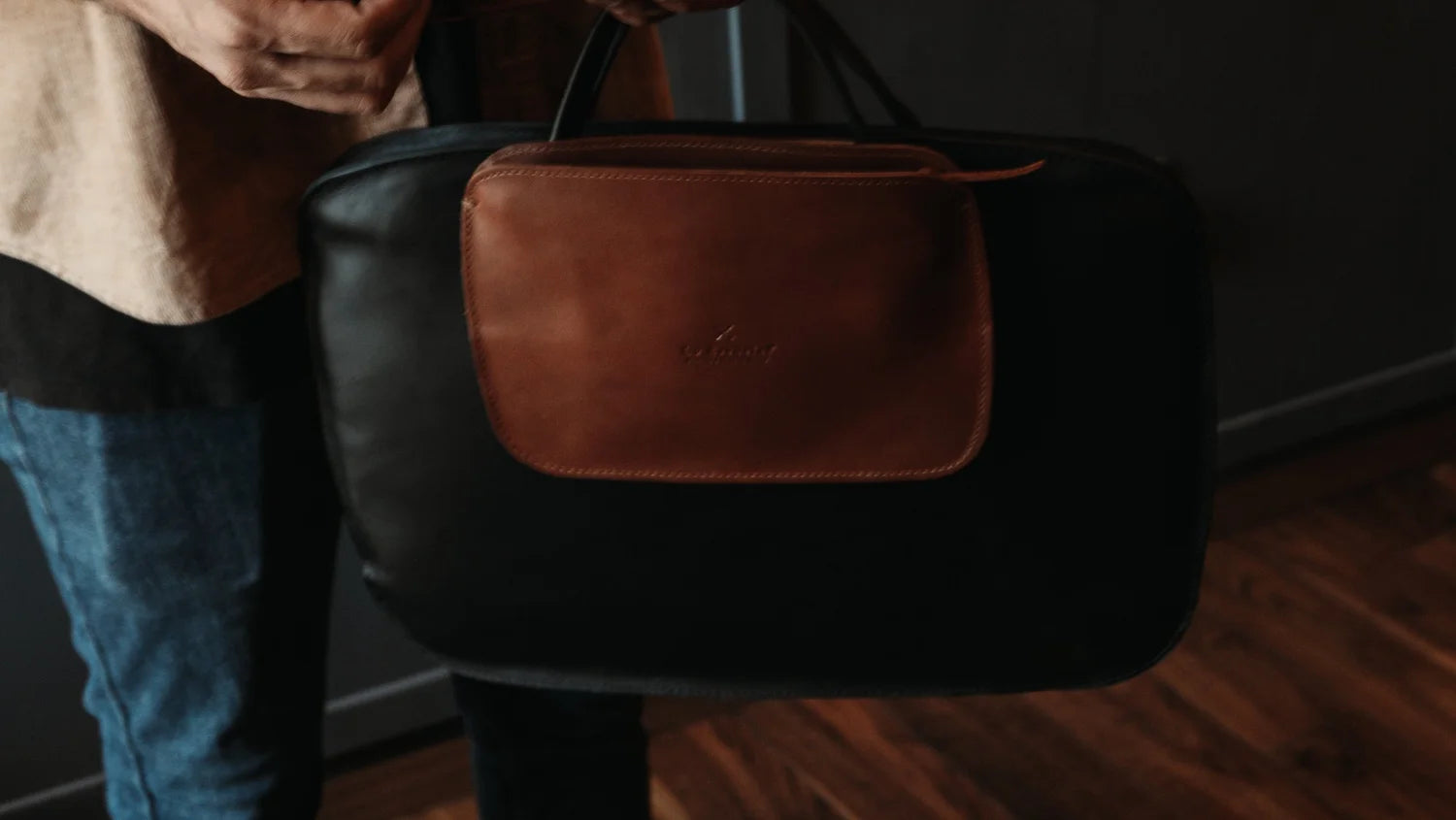 CASE® Pocket