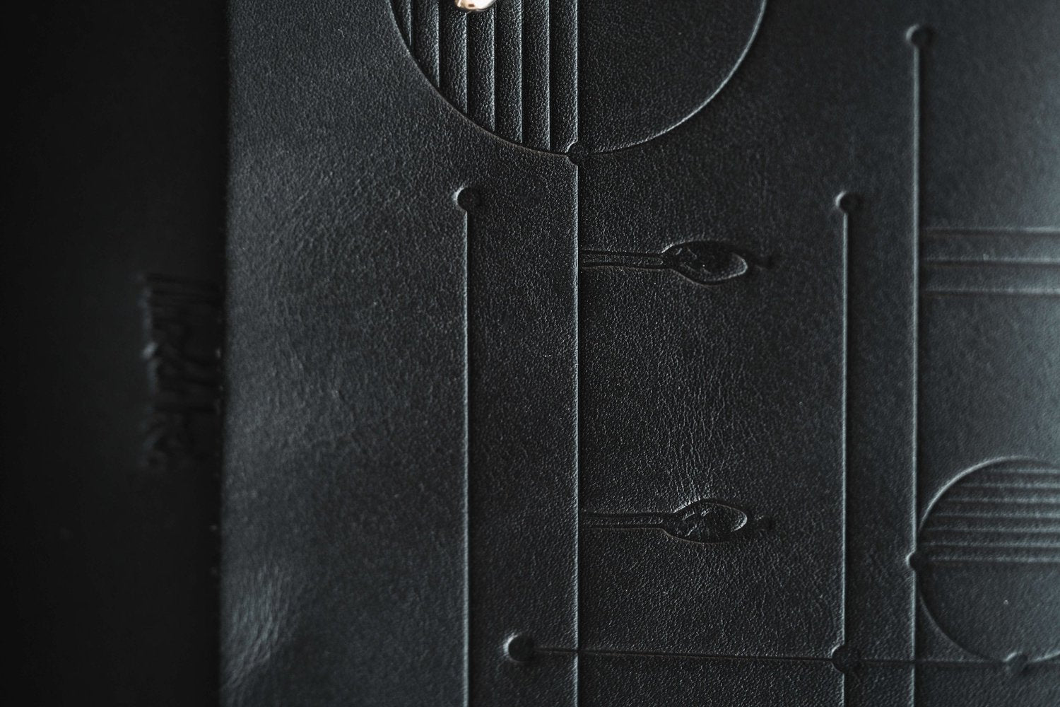 Ediciones de Autor ⨉ Mauricio Lara