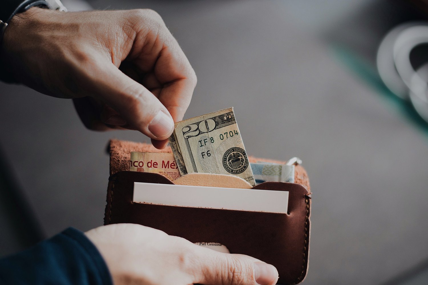 Minimal Wallet