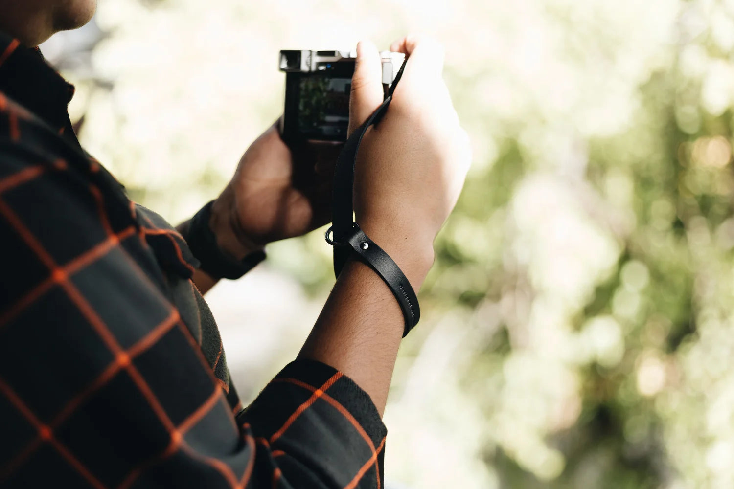 Seamless Camera Strap