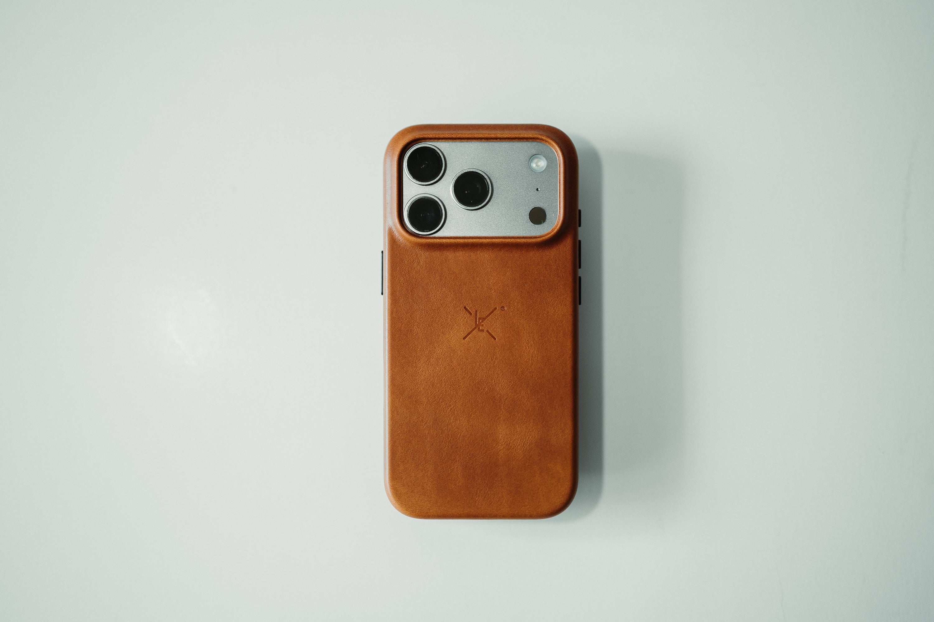 MagSafe Leather Case (iPhone)