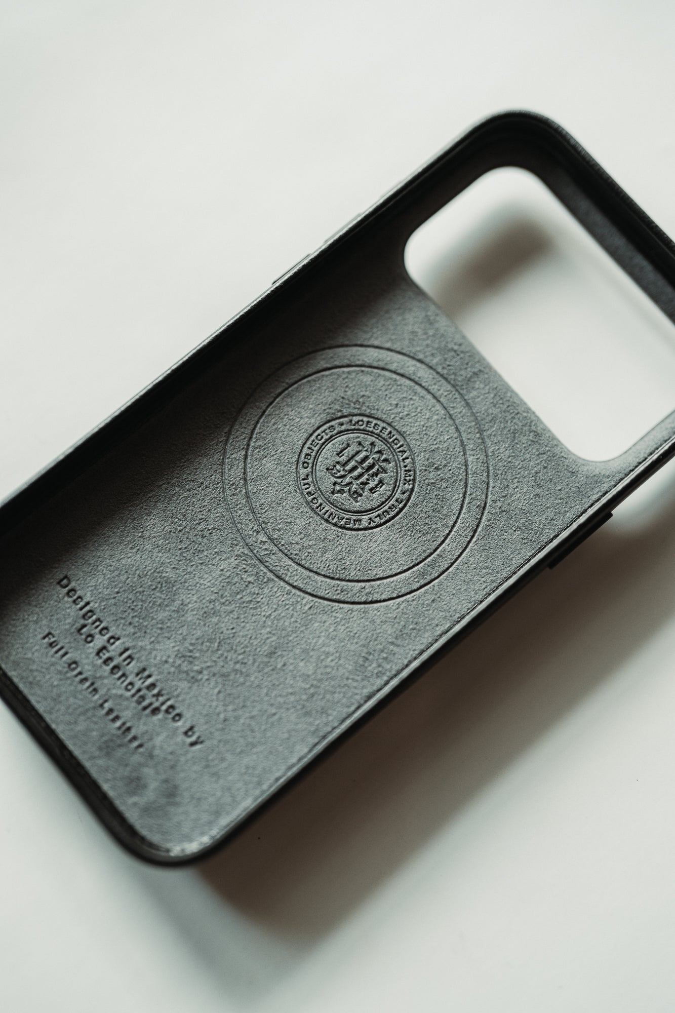 MagSafe Leather Case (iPhone)