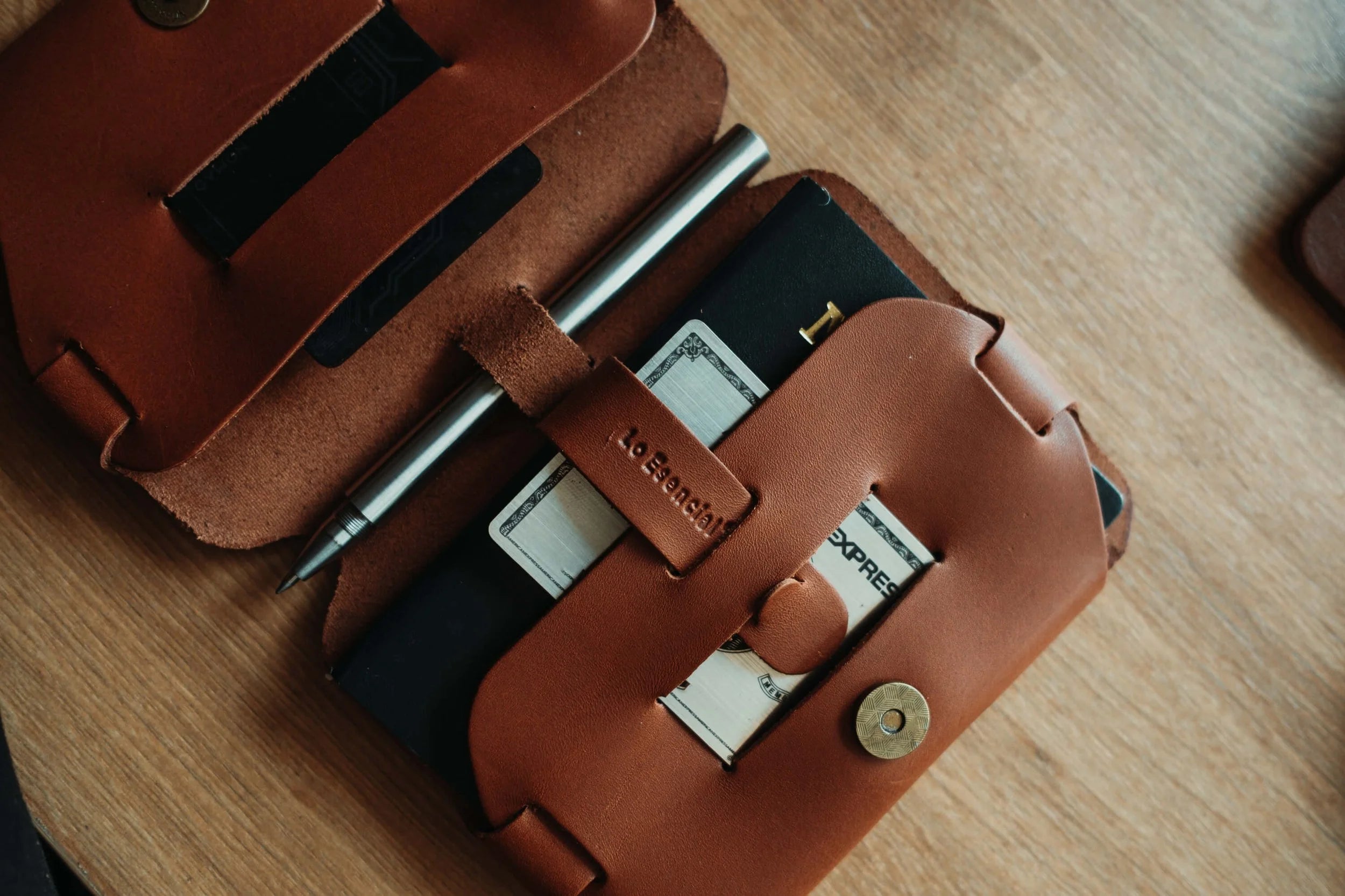 Passport Wallet+