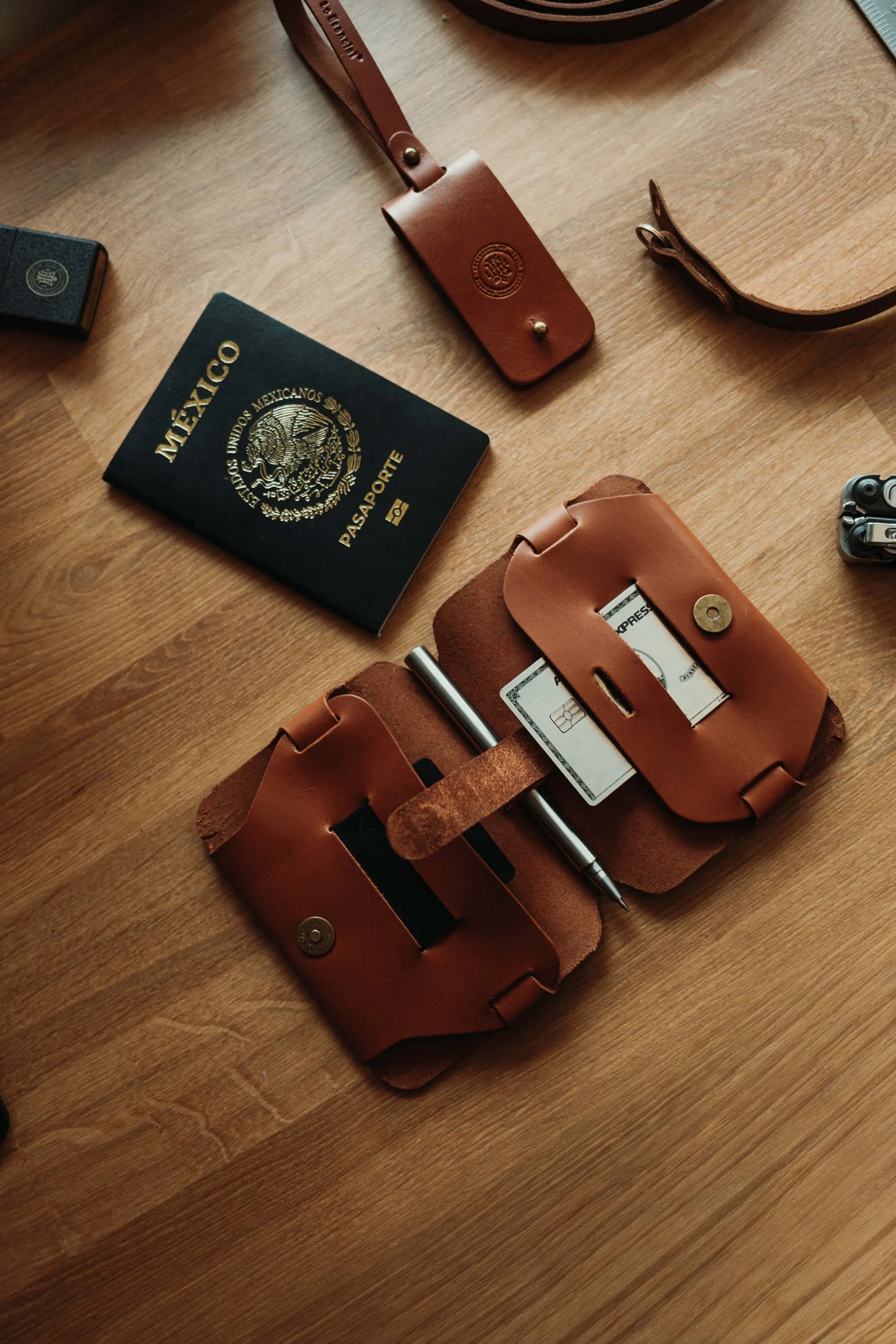 Passport Wallet+